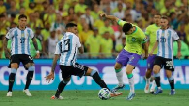 منتخب البرازيل يتعرض لهزيمة الثالثة على التوالي على يد منتخب الأرجنتين في تصفيات كأس العالم